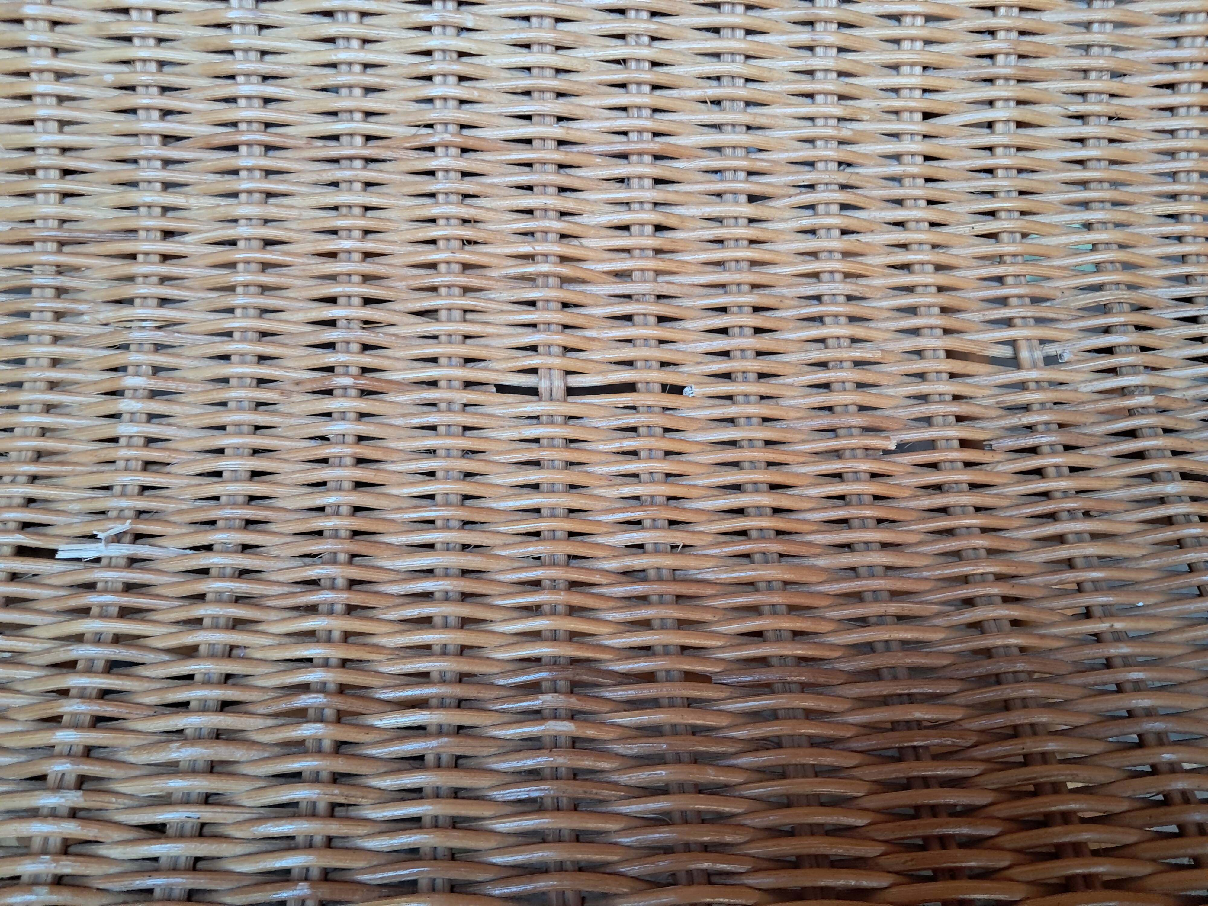 wicker rocking chair