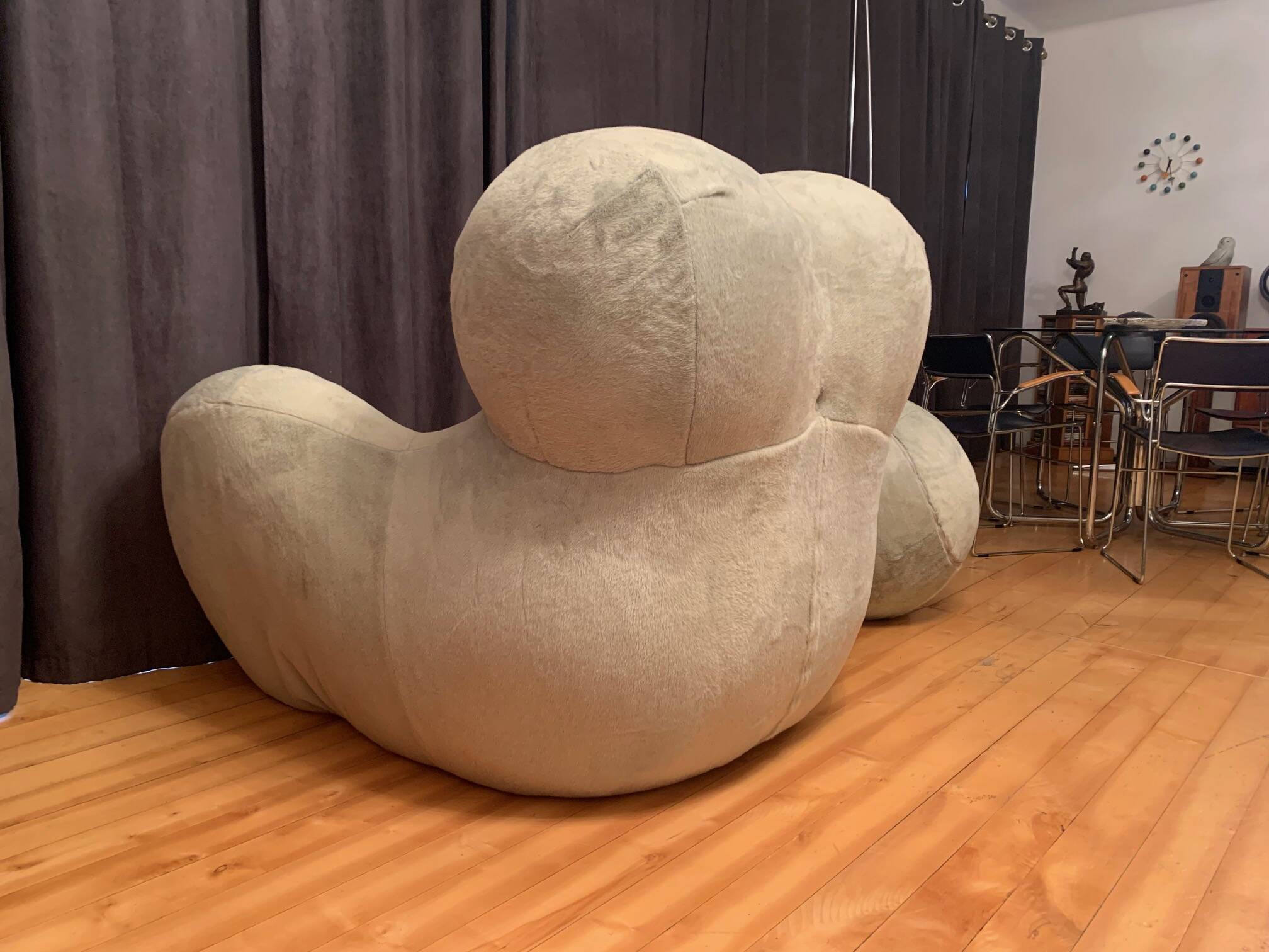 Big Mama" armchair designed by Gaetano Pesce, UP limited 40, B&B Italia