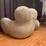 Big Mama" armchair designed by Gaetano Pesce, UP limited 40, B&B Italia