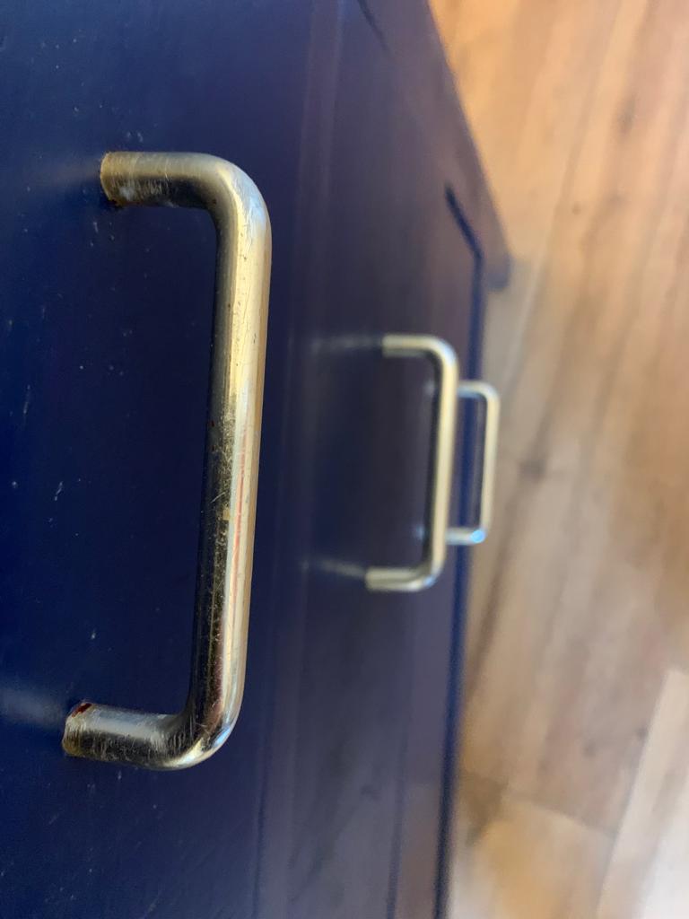 Vintage chest of drawers