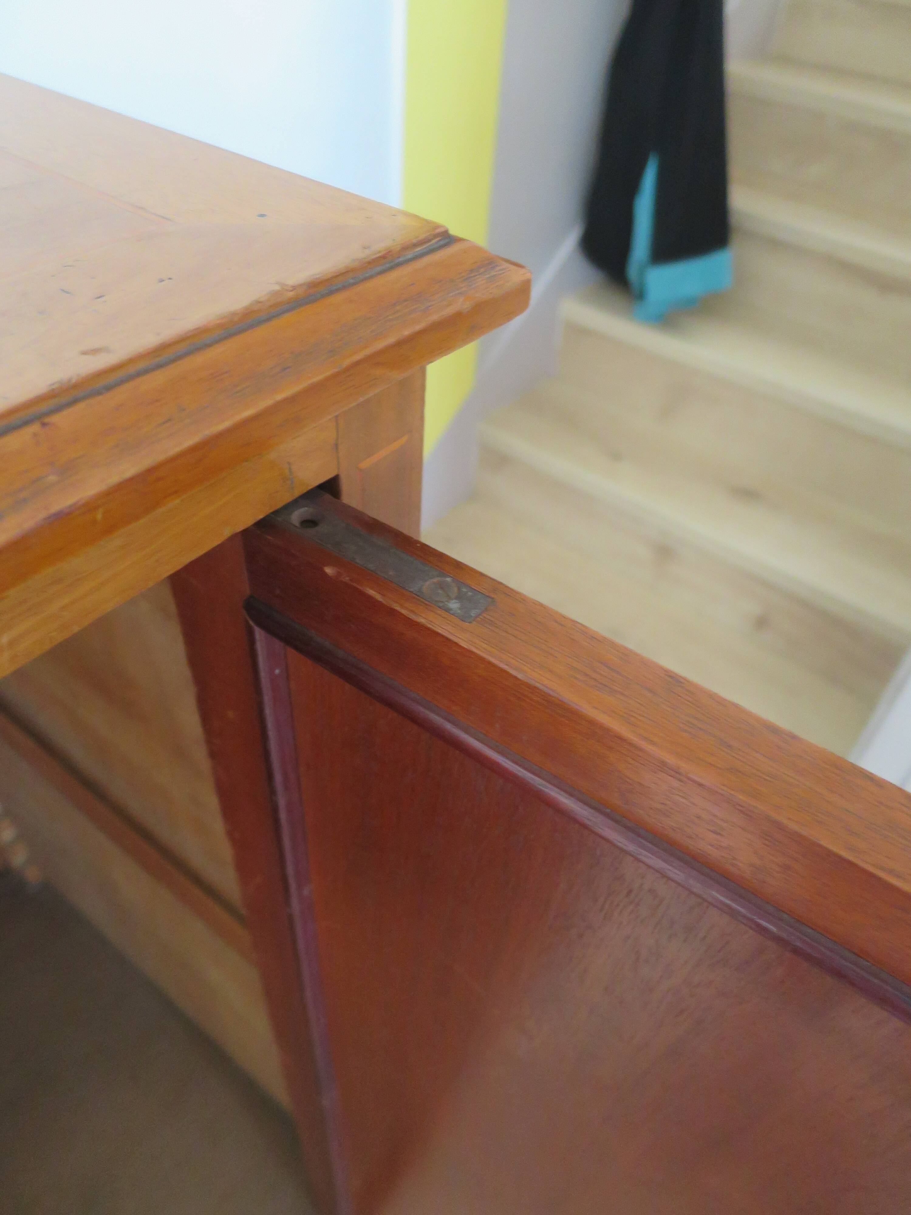 Buffet, bonnetière style Directoire