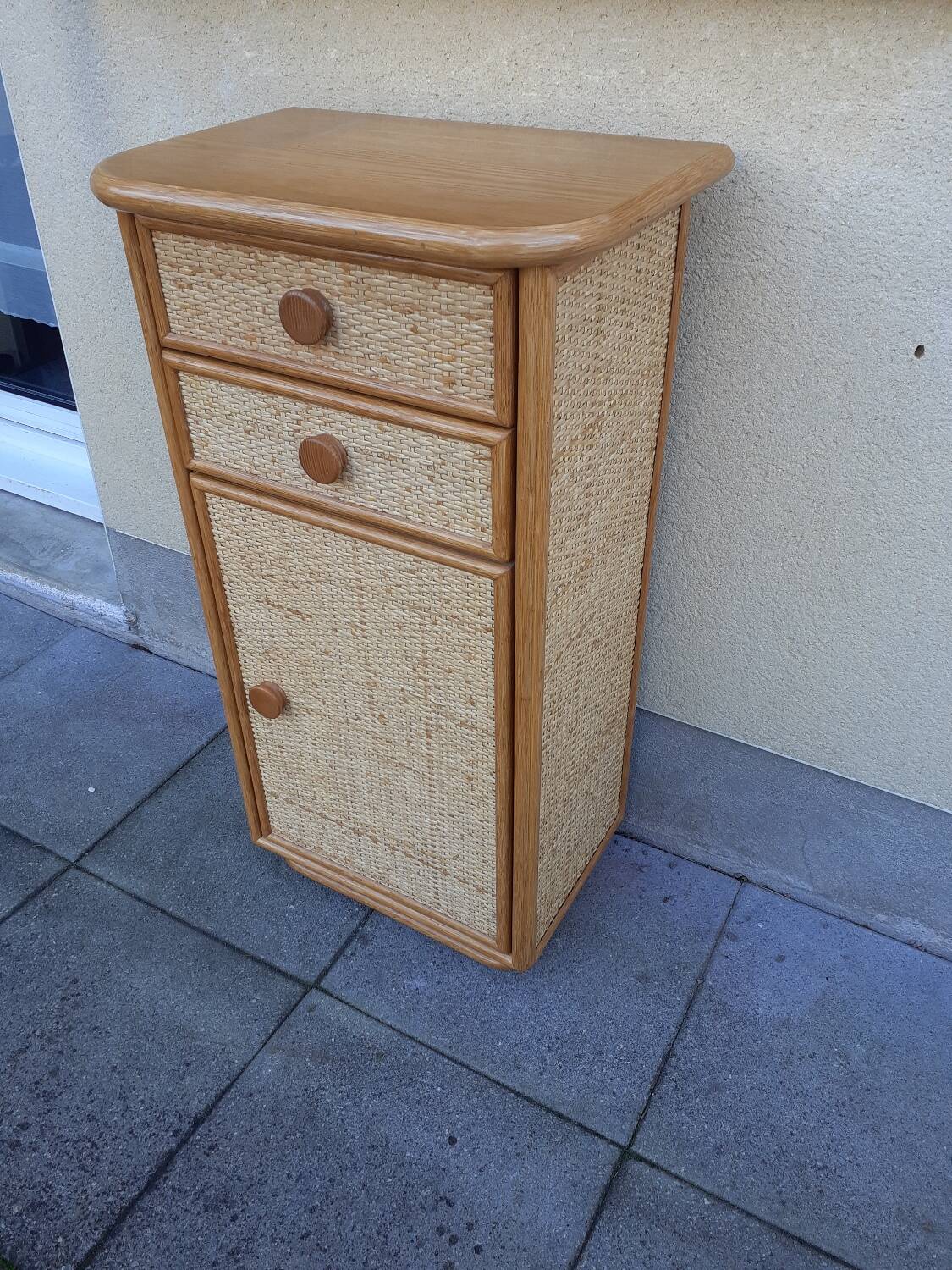 Vintage chest of drawers