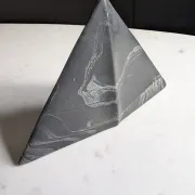 Geometric ceramic vase, mixed clay in IKEBANA & brutalist style