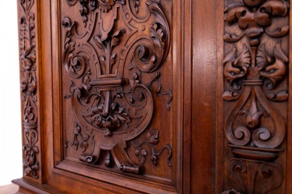 Buffet sculpté, France, vers 1870.