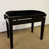 Height-adjustable piano bench