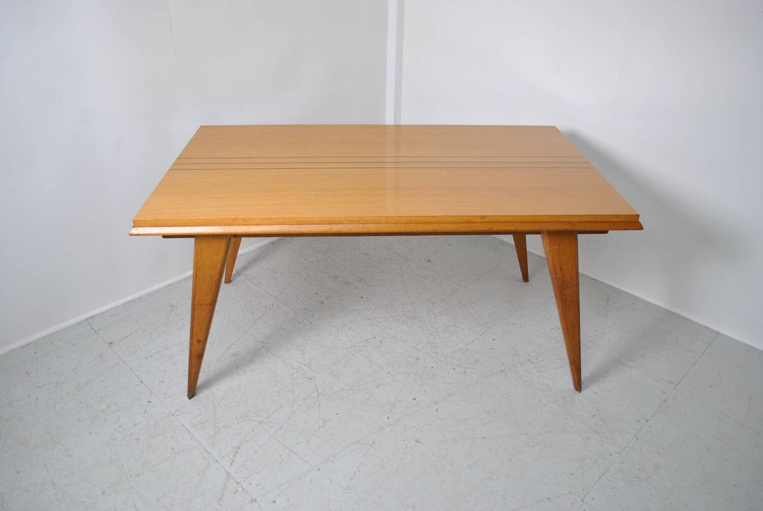 Table a manger pieds compas 1950