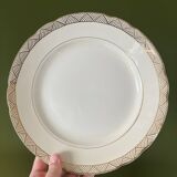 Flat plates with gold decoration