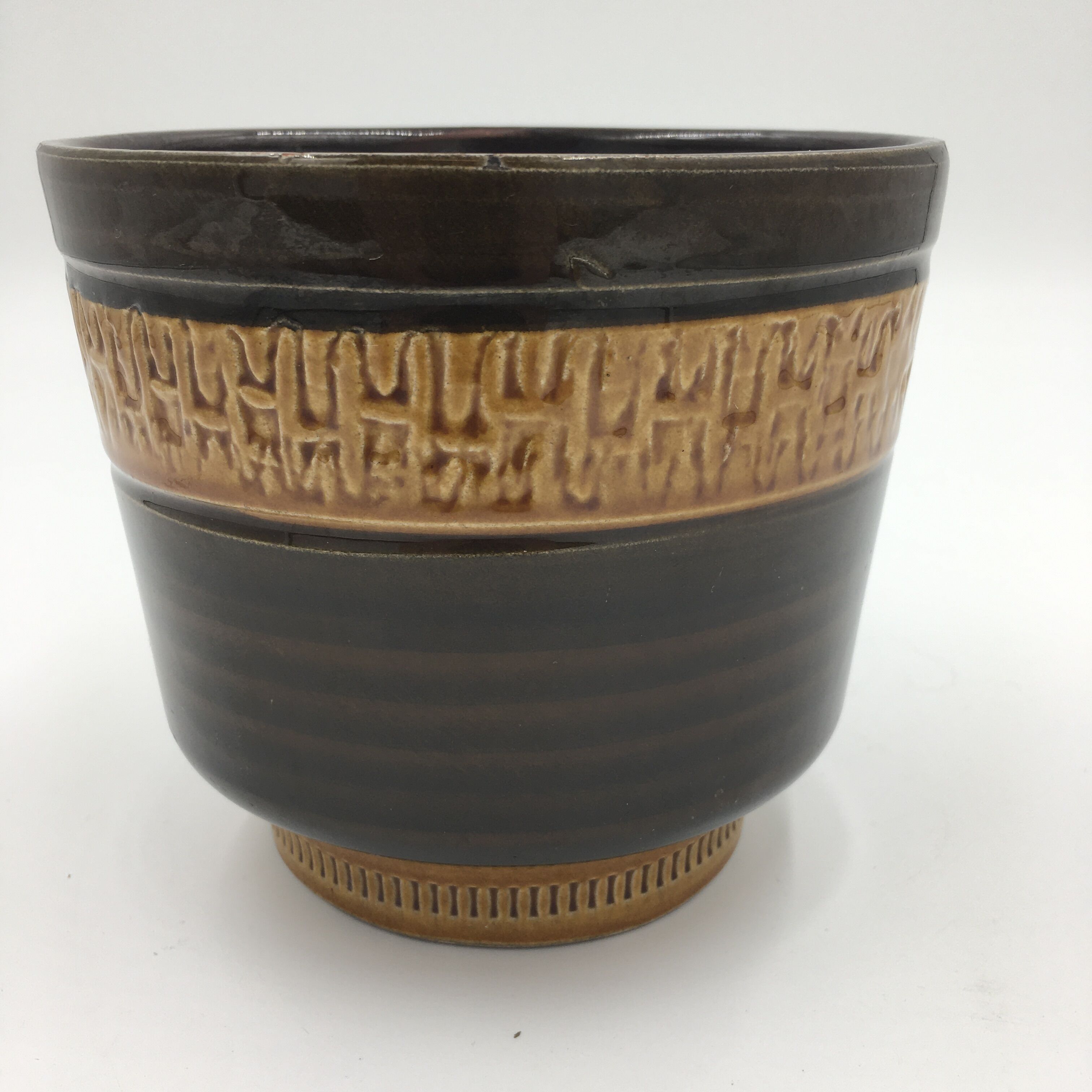 Ceramic pot cover