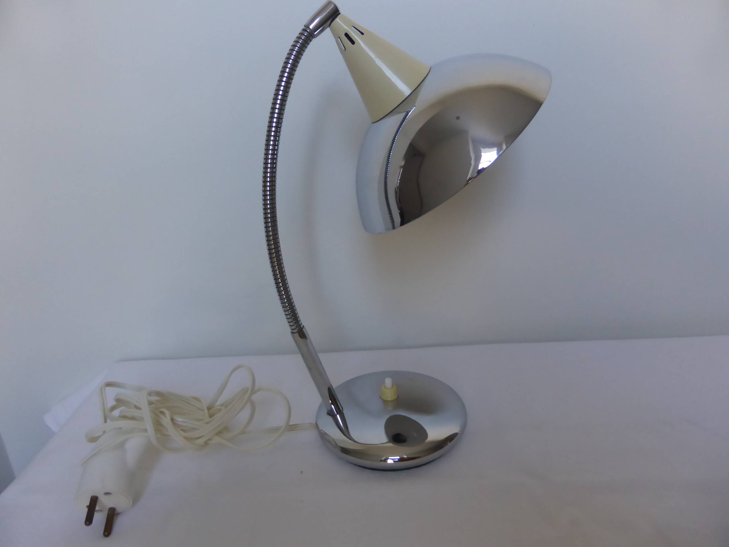 Vintage desk lamp 201025