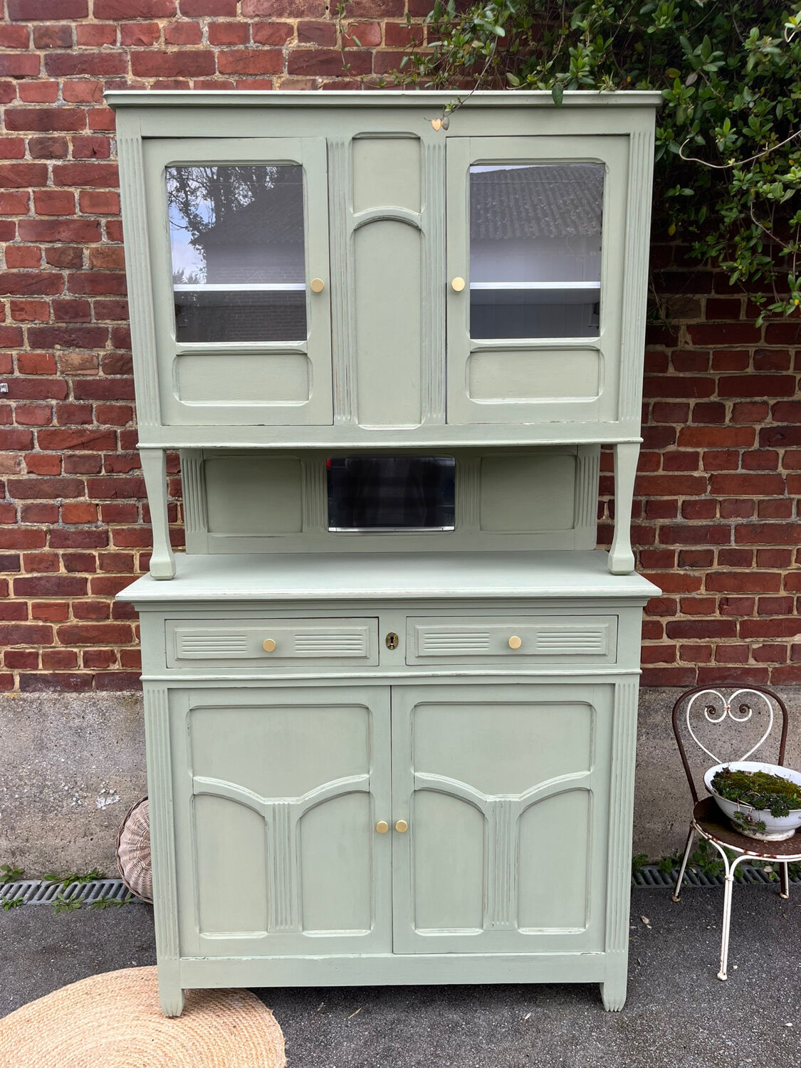 Art Deco Dresser Vert de Gris