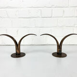 Paire de bougeoirs Lily en laiton, Ystad Metall, Suède, design Ivar Ålenius Björk
