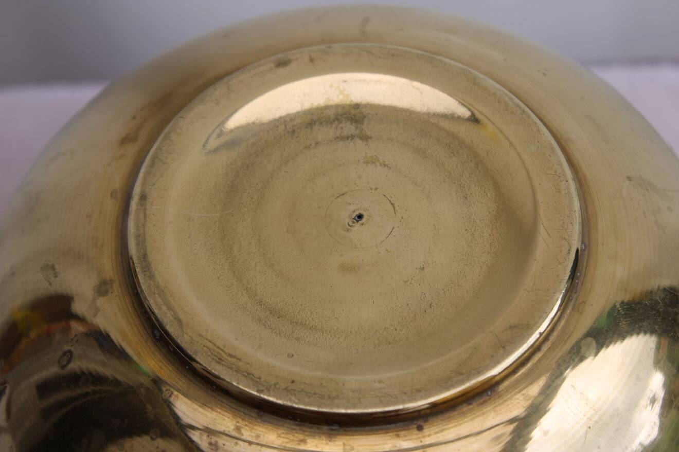 Golden brass cache-pot