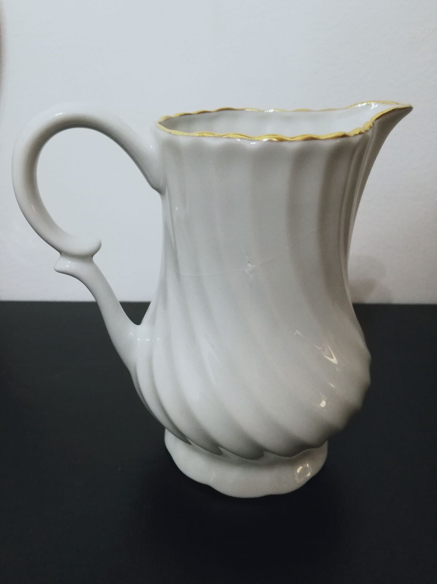 Porcelain coffee service by Philippe Deshoulieres