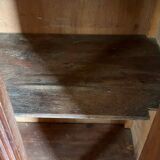 Small cabinet with 2 doors