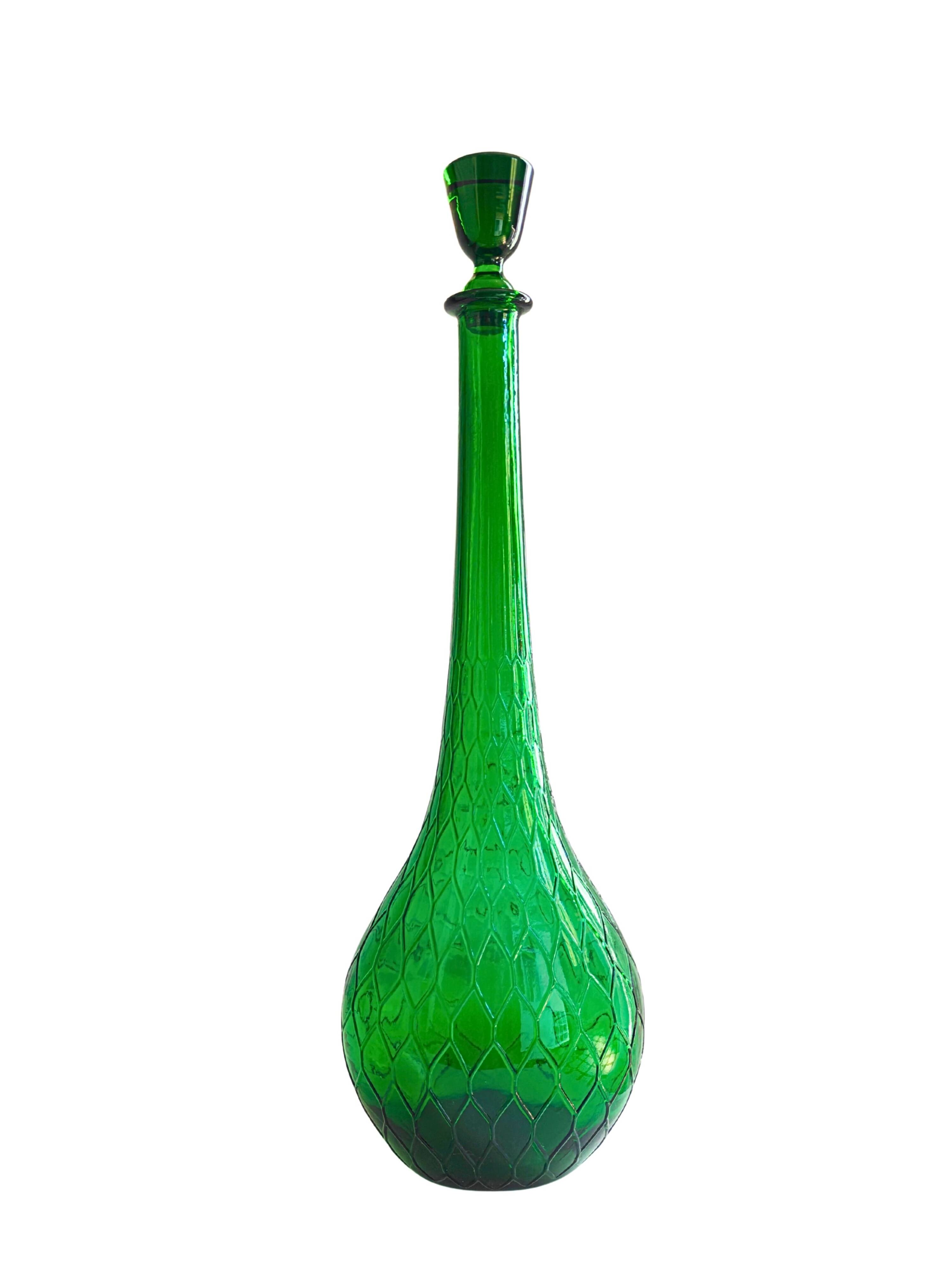Italian carafe Empoli in iridescent green with diamond pattern.