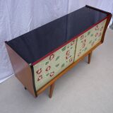 Vintage sideboard with 2 sliding glass doors