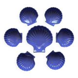 Shell-shaped ceramic service