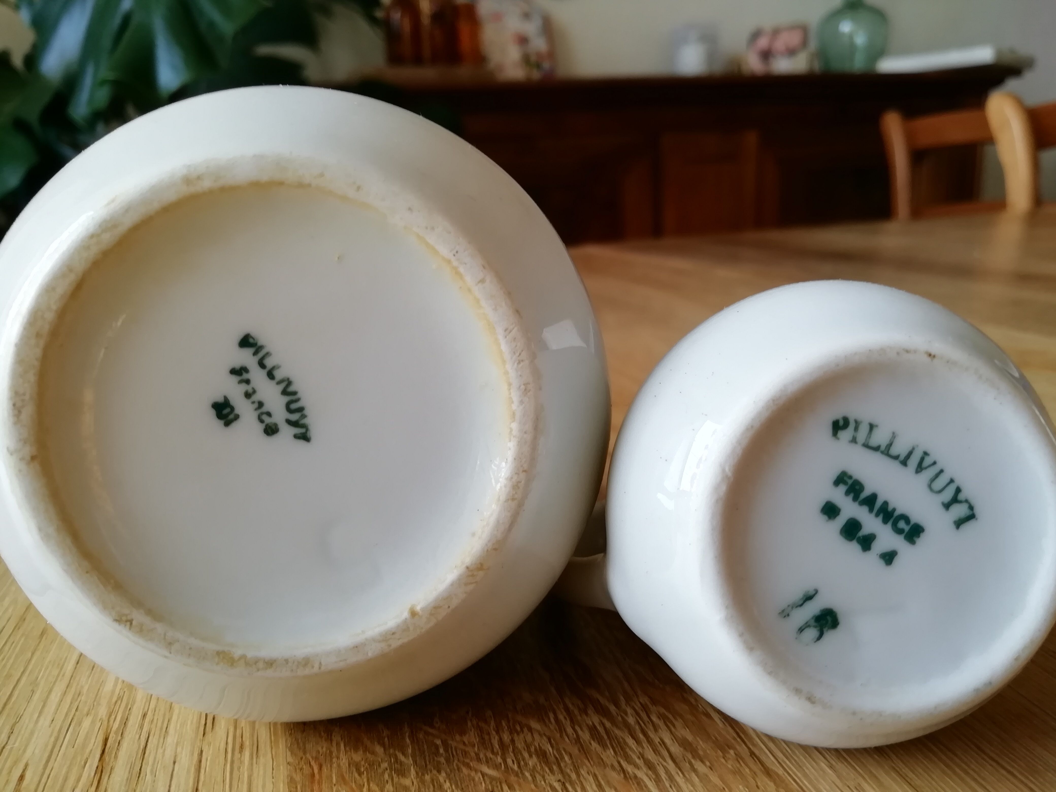 Lot of milk pots Pillivuyt
