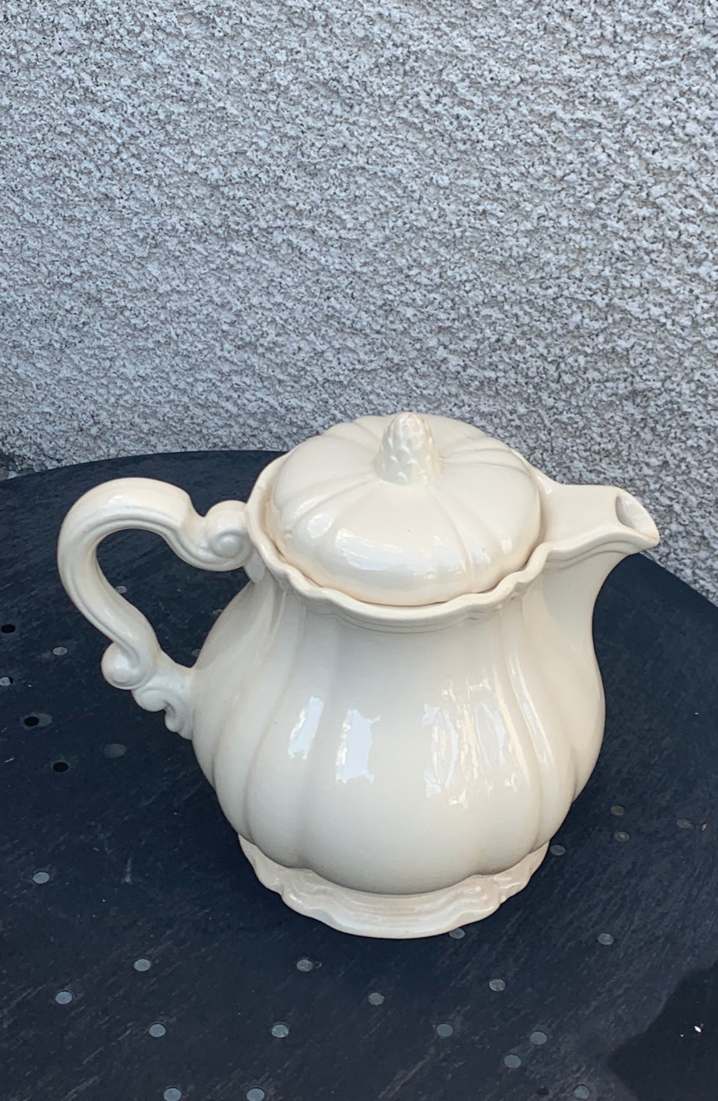 Digoin sarreguemines earthenware tea set consisting of 15 pieces antique cream