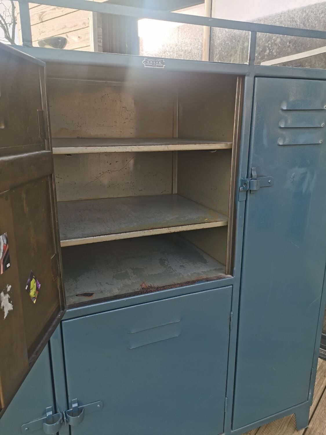 SOLFA metal locker room for mates