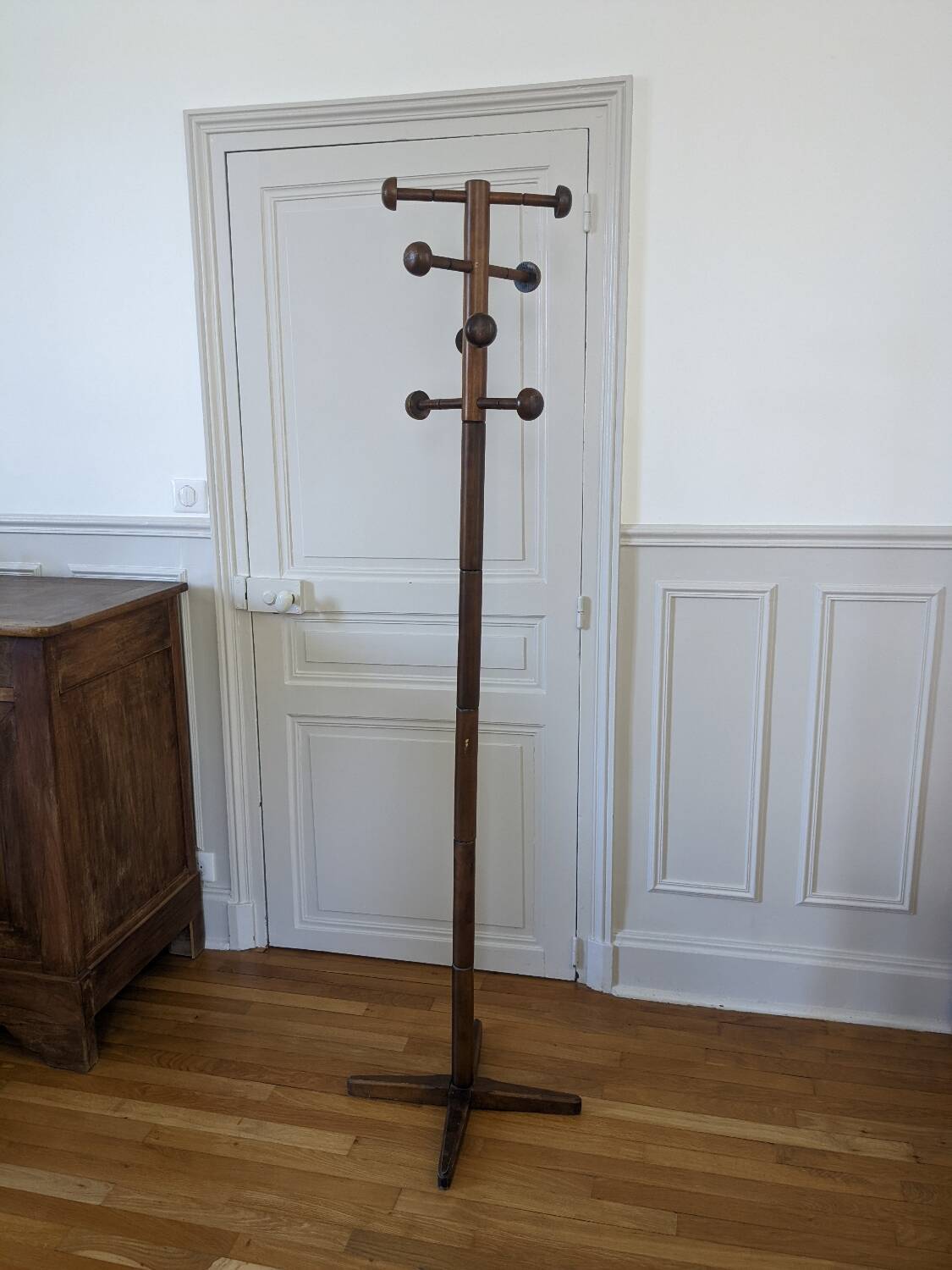Coat rack