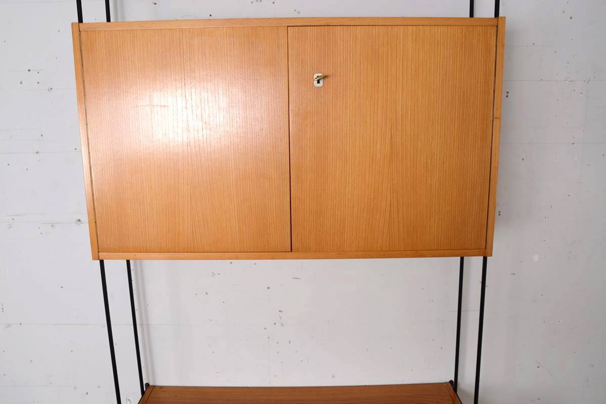 Omnia shelving system / self-supporting modular secretary desk in teak, dating from the 1960s.