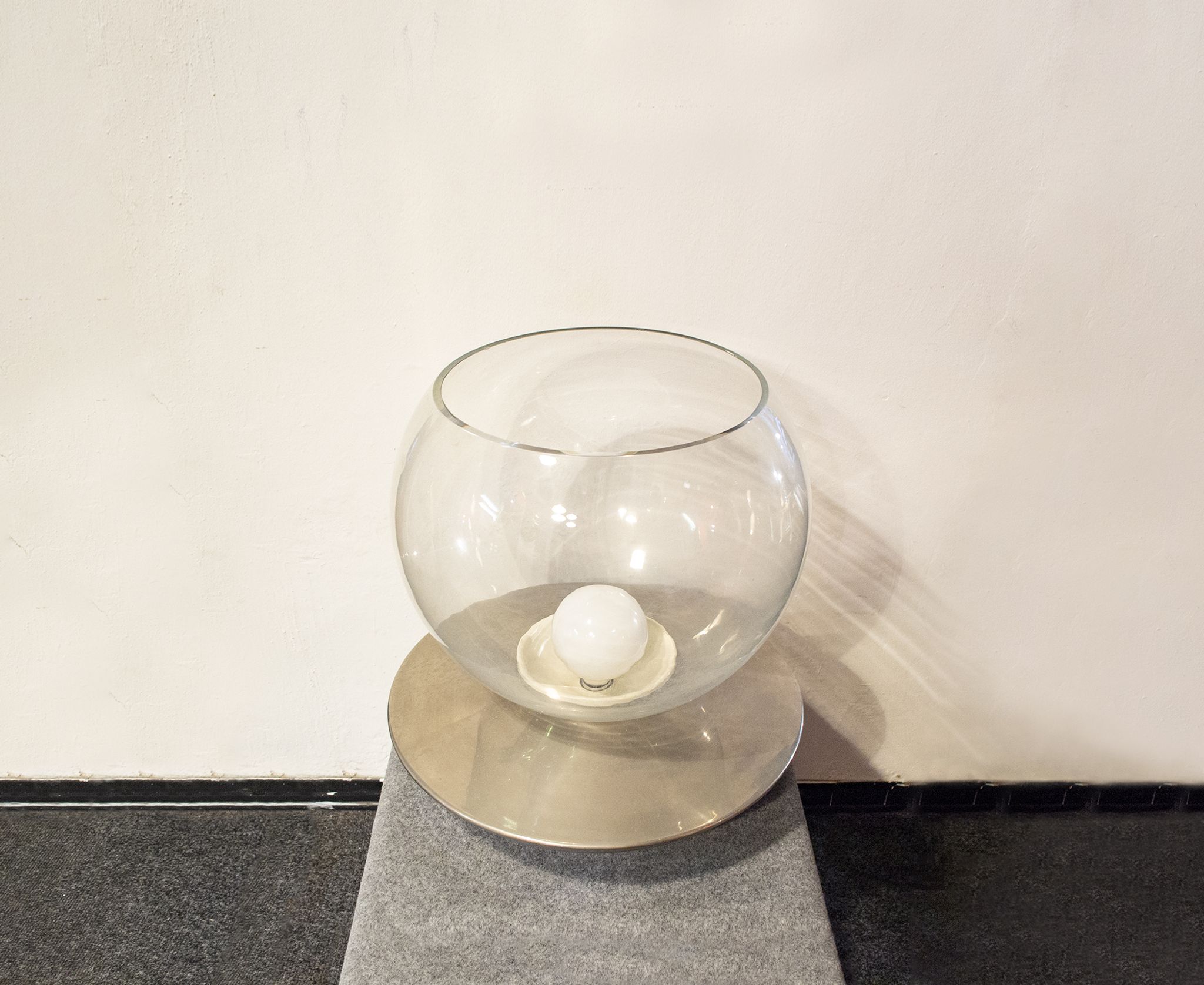 Lampe de table en verre et métal chromé Italia Anni '70