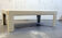 Table basse en bois laqué
