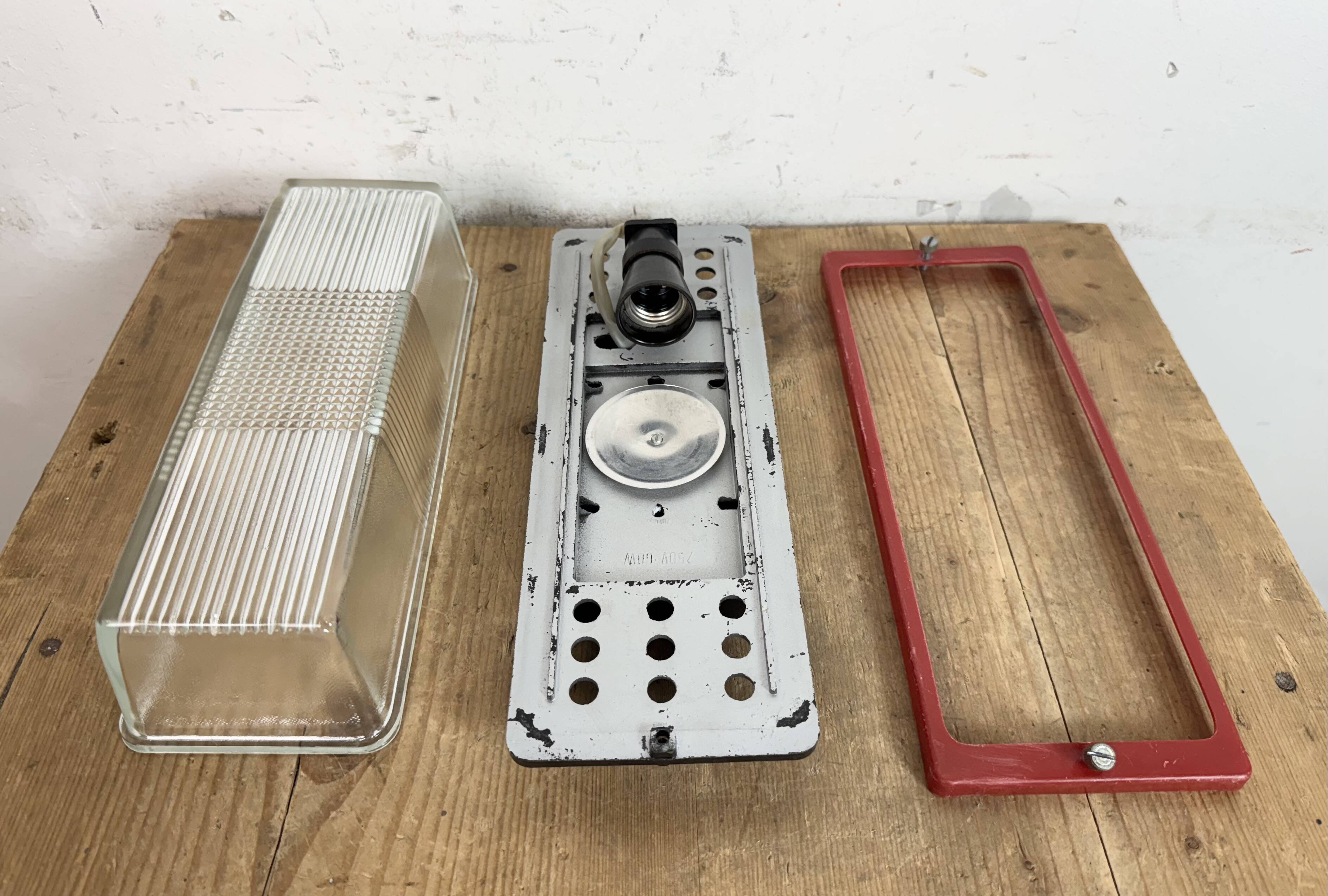 Red Industrial Bakelite Wall Light from Elektrosvit, 1970s