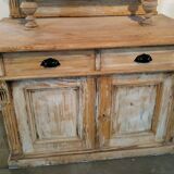 Patinated buffet (pastry furniture)