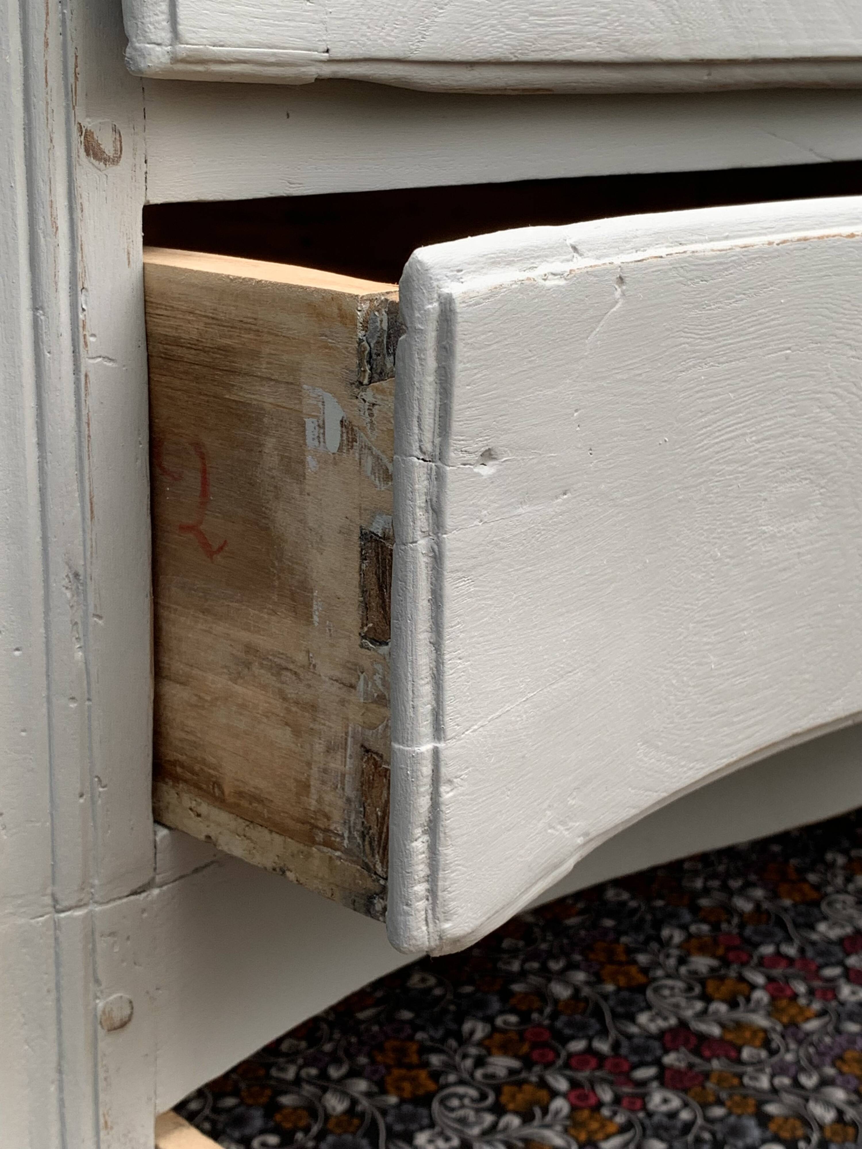 Louis XV style chest of drawers 1900