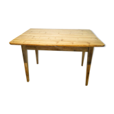 Rabat farm table