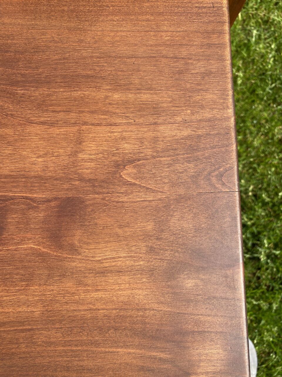 Trois tables gigognes de style Louis XV