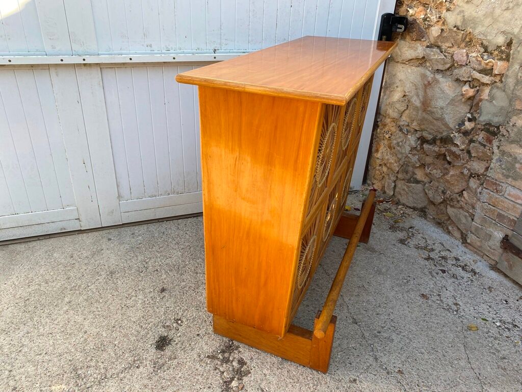 Wooden counter bar and rattan wicker decorations years 50/60
