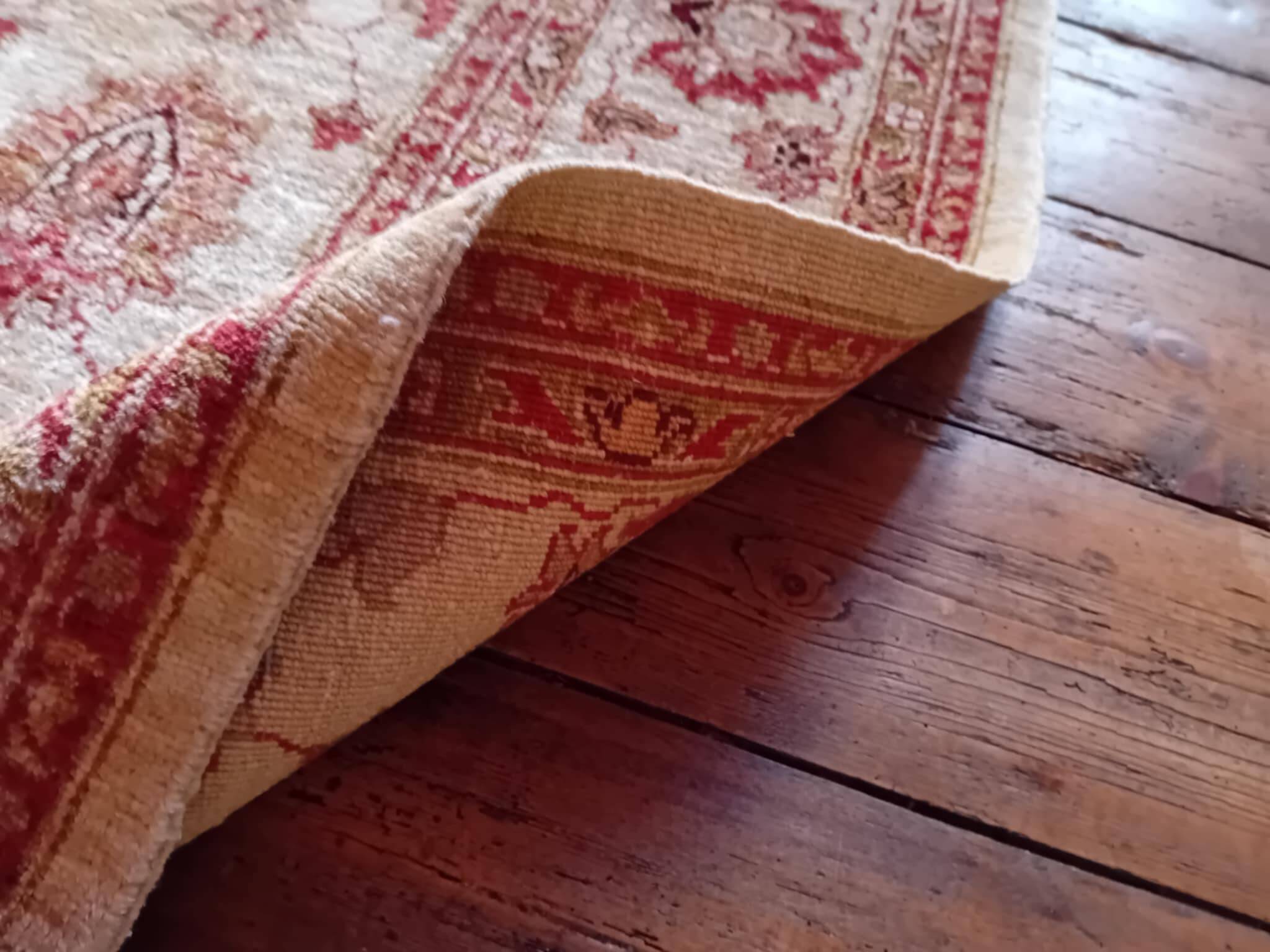 Tapis Pakistanais Farahan fait main 272x199cm