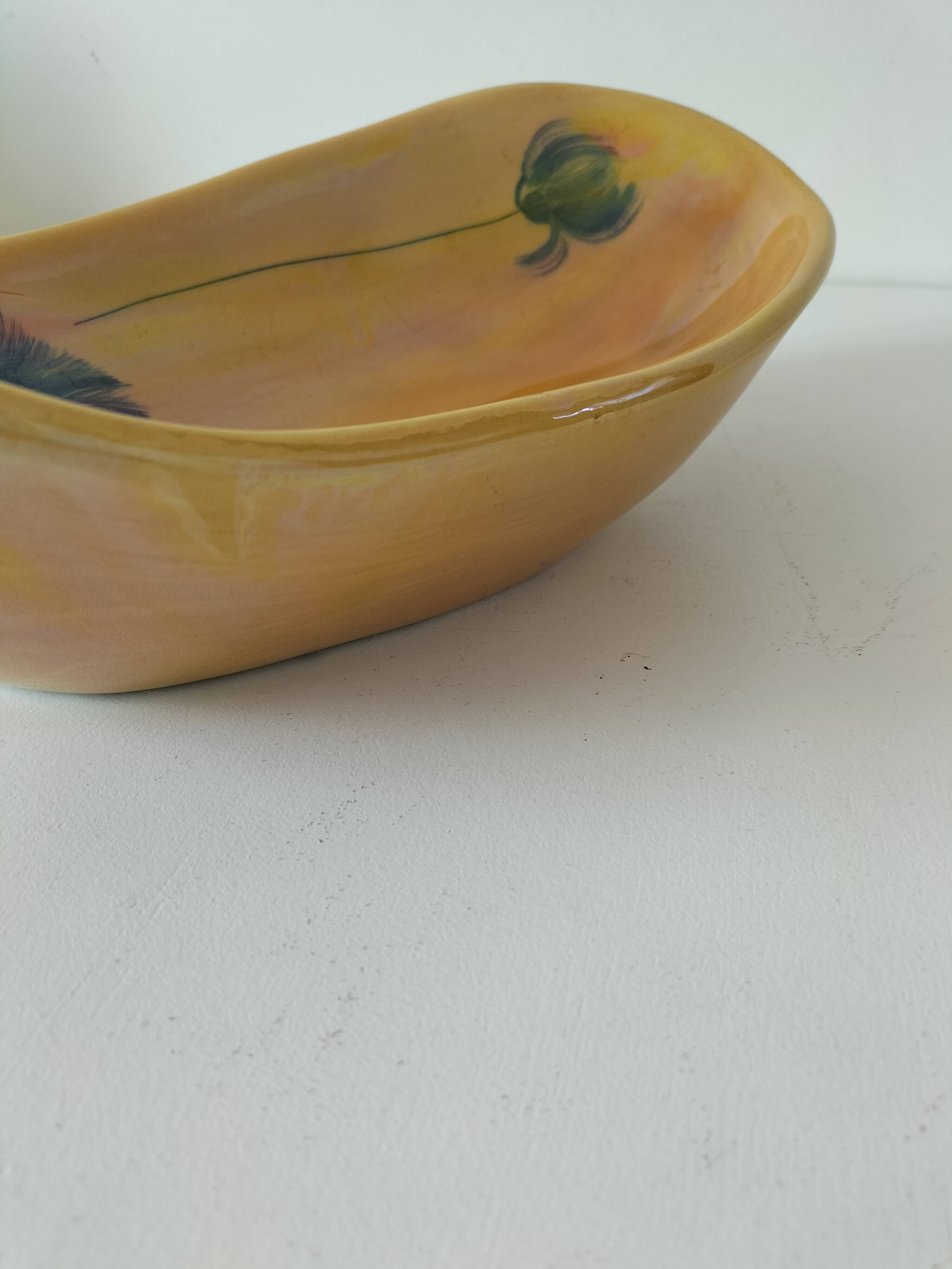 Vintage navette cup by Socram – stylized floral decoration, iridescent caramel