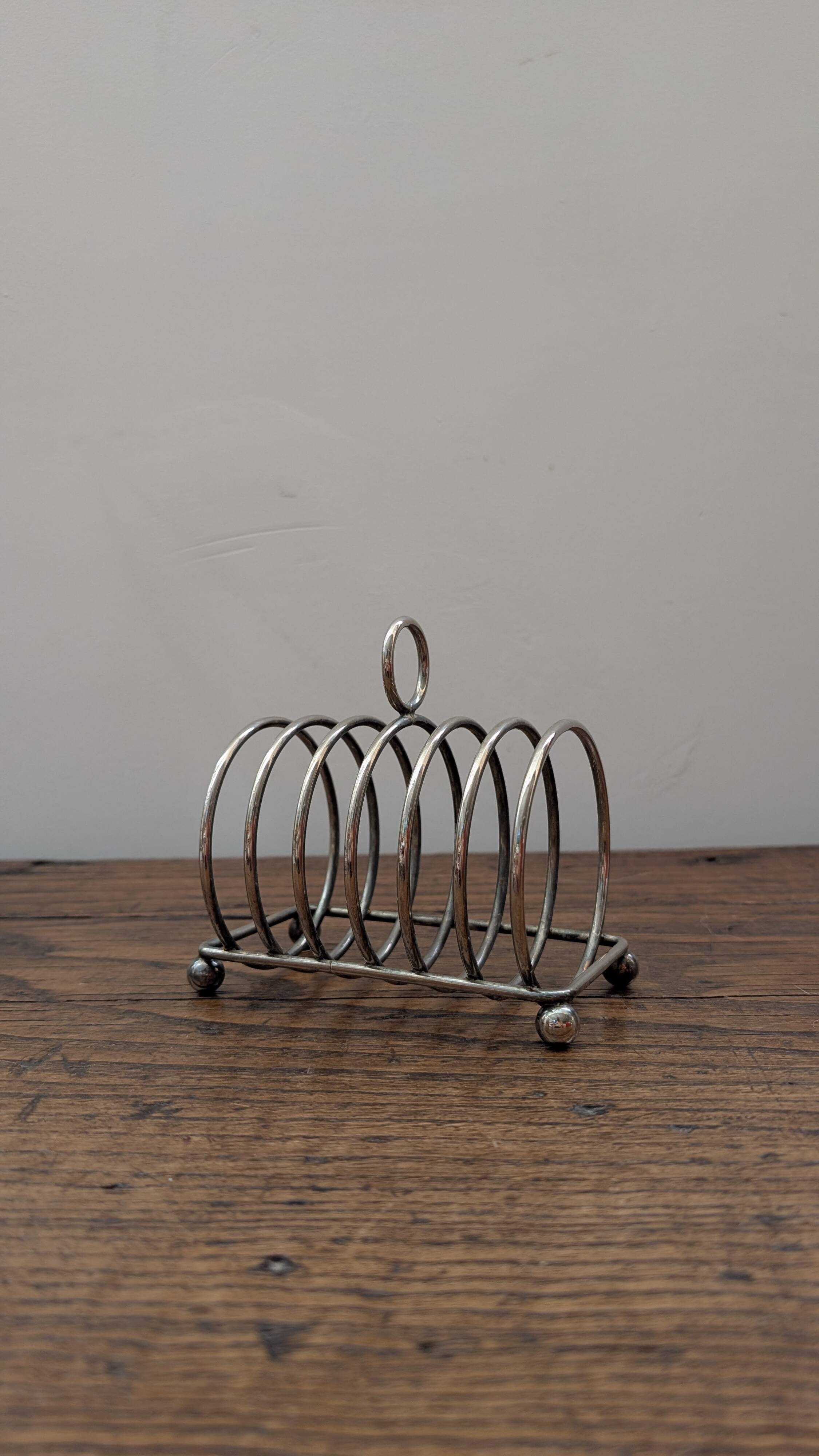 Vintage chrome metal toast rack with spirals