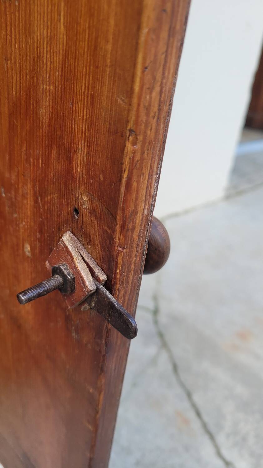 Chevet table de nuit Empire à colonnes Détachées en noyer 19ème