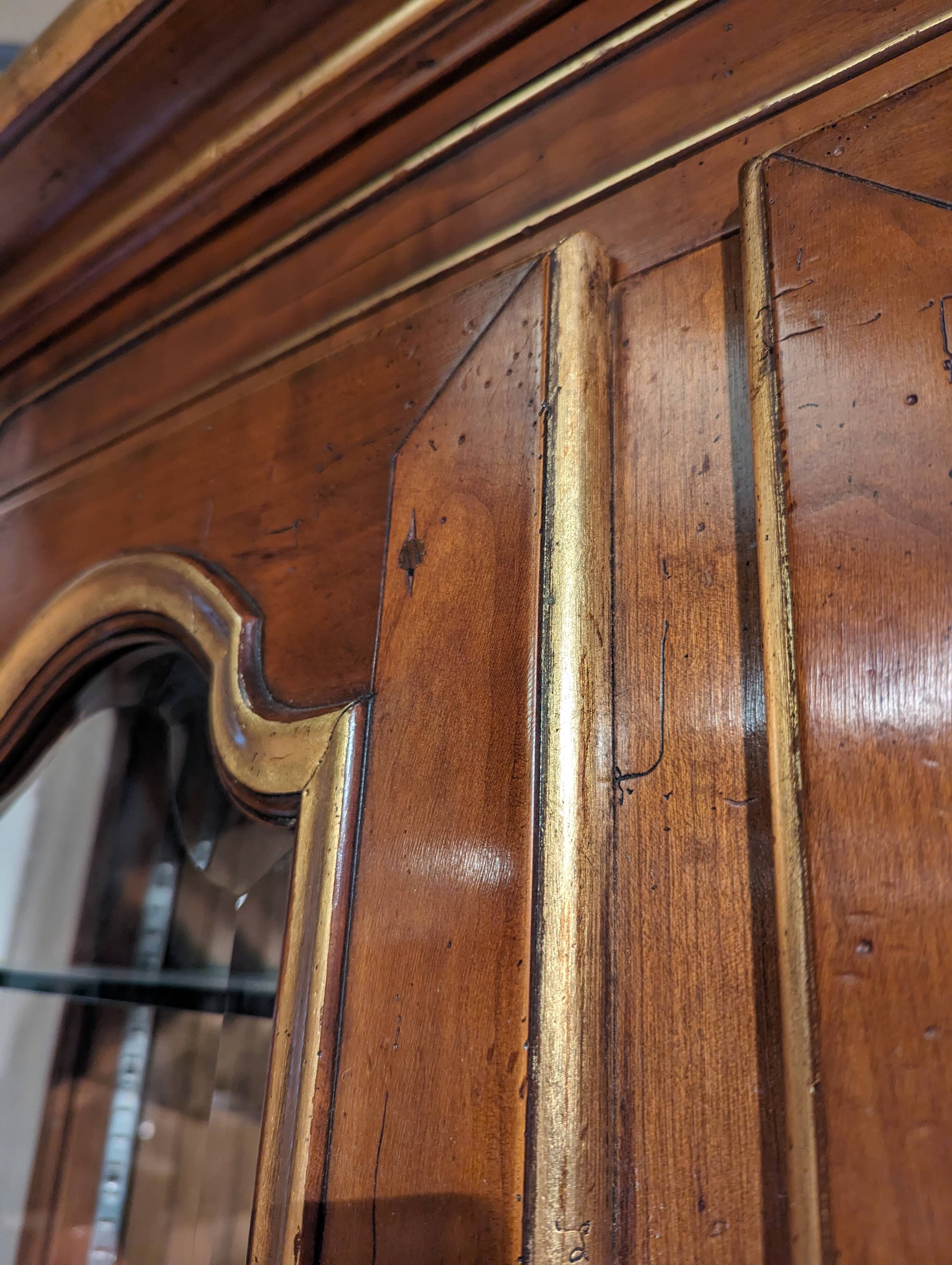 Encoignure louis XV bois doré