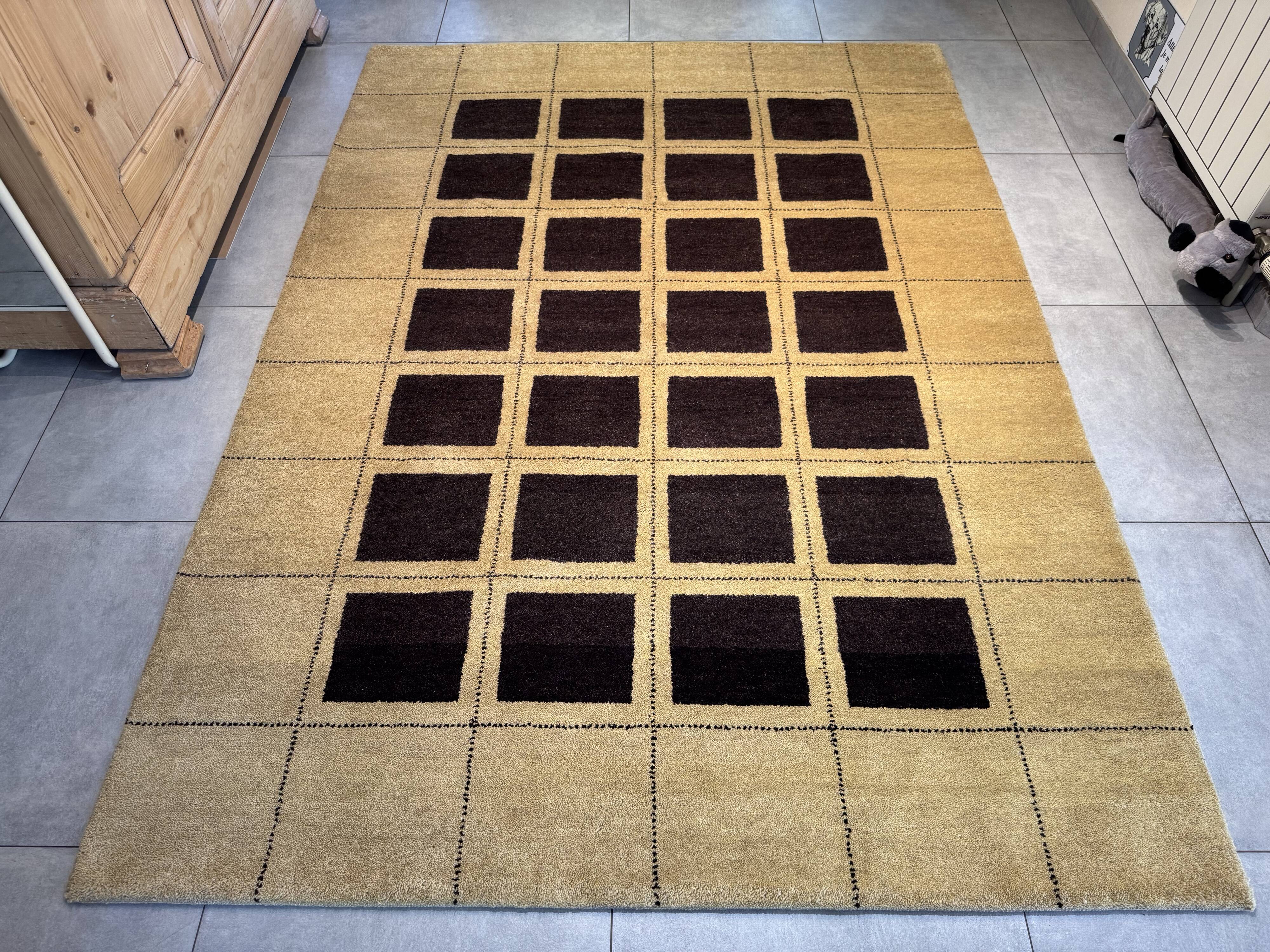 Modern Indo-gabbeh rug 240x170 cm