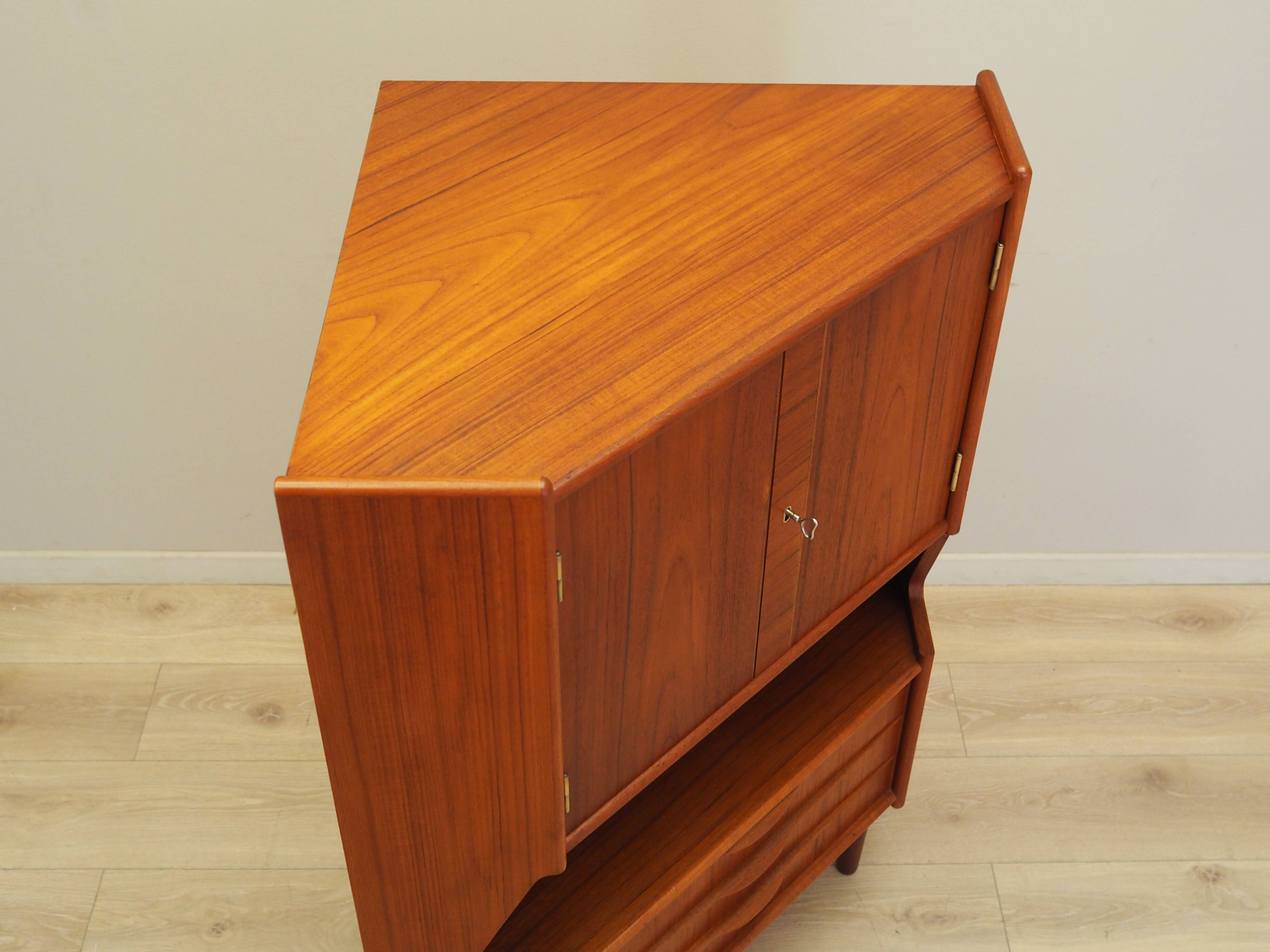 Teak corner cabinet, Danish design, 1970s, production: Denmark