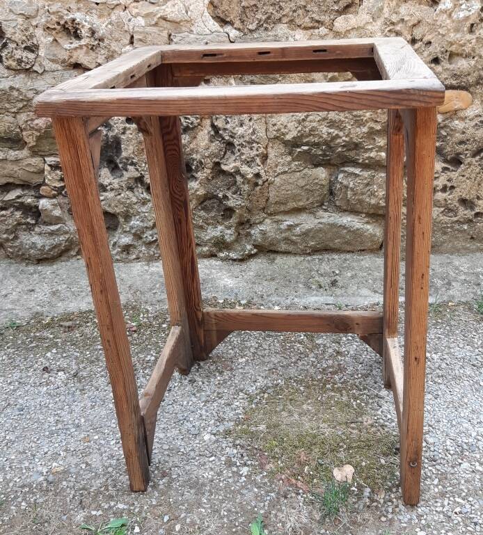 table espagnole ancienne à brasero