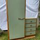 Armoire asymétrique