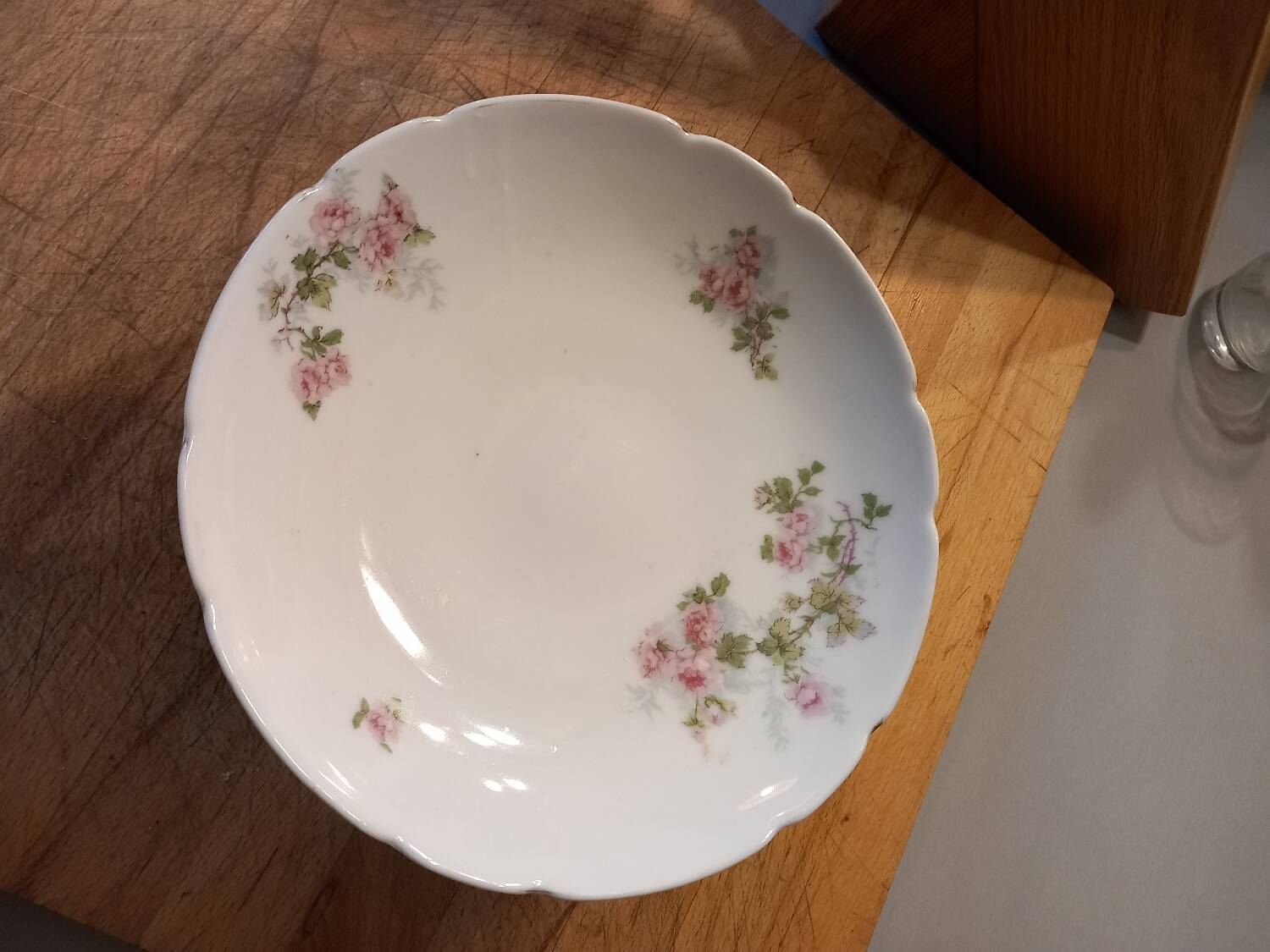 Porcelain compote bowl