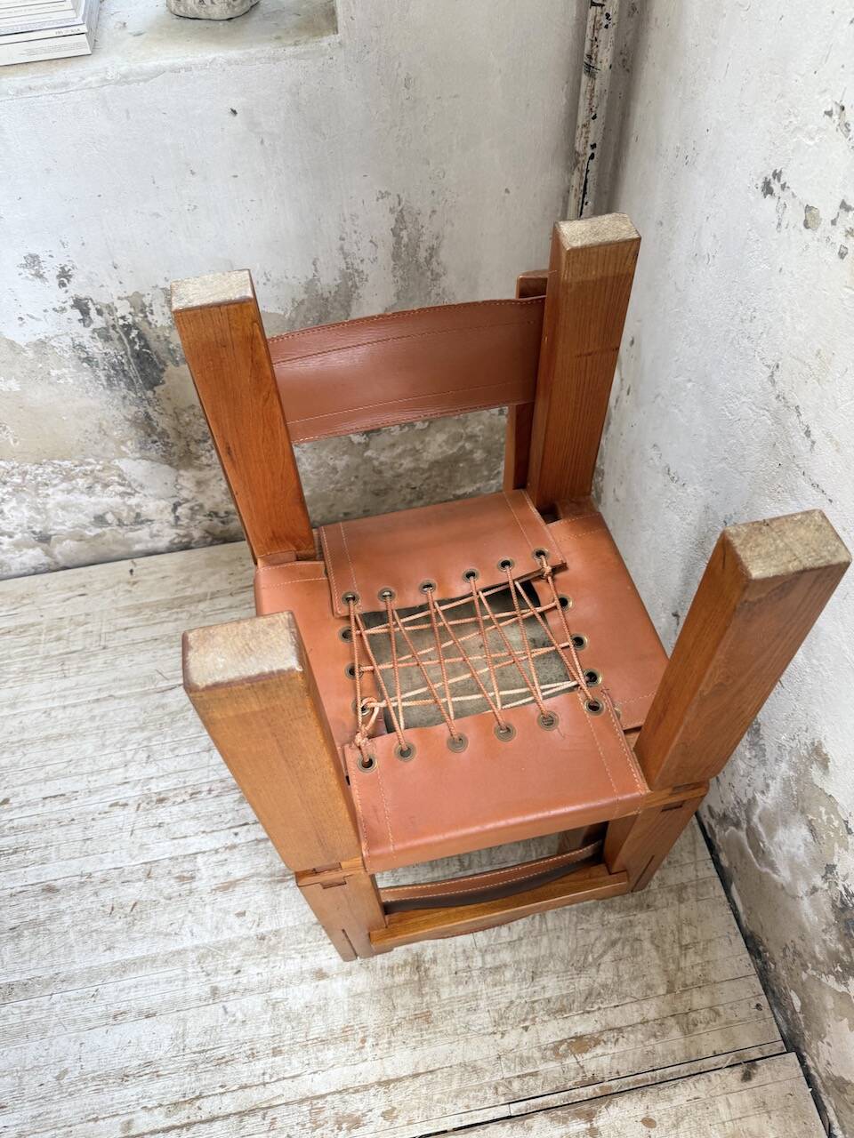 Paire de chaises Pierre Chapo S11