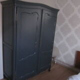 Old anthracite grey cabinet