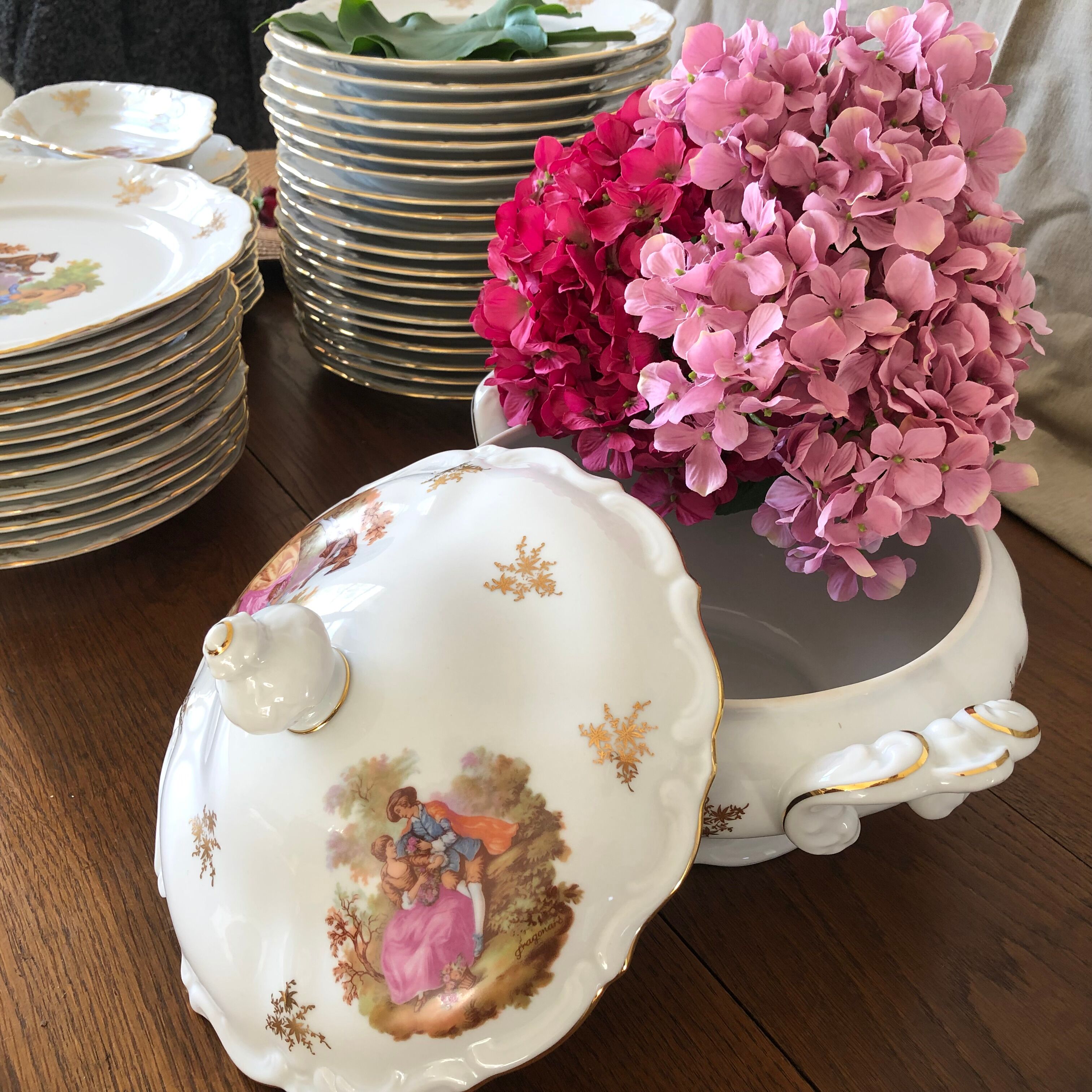 Table service, 48 pieces