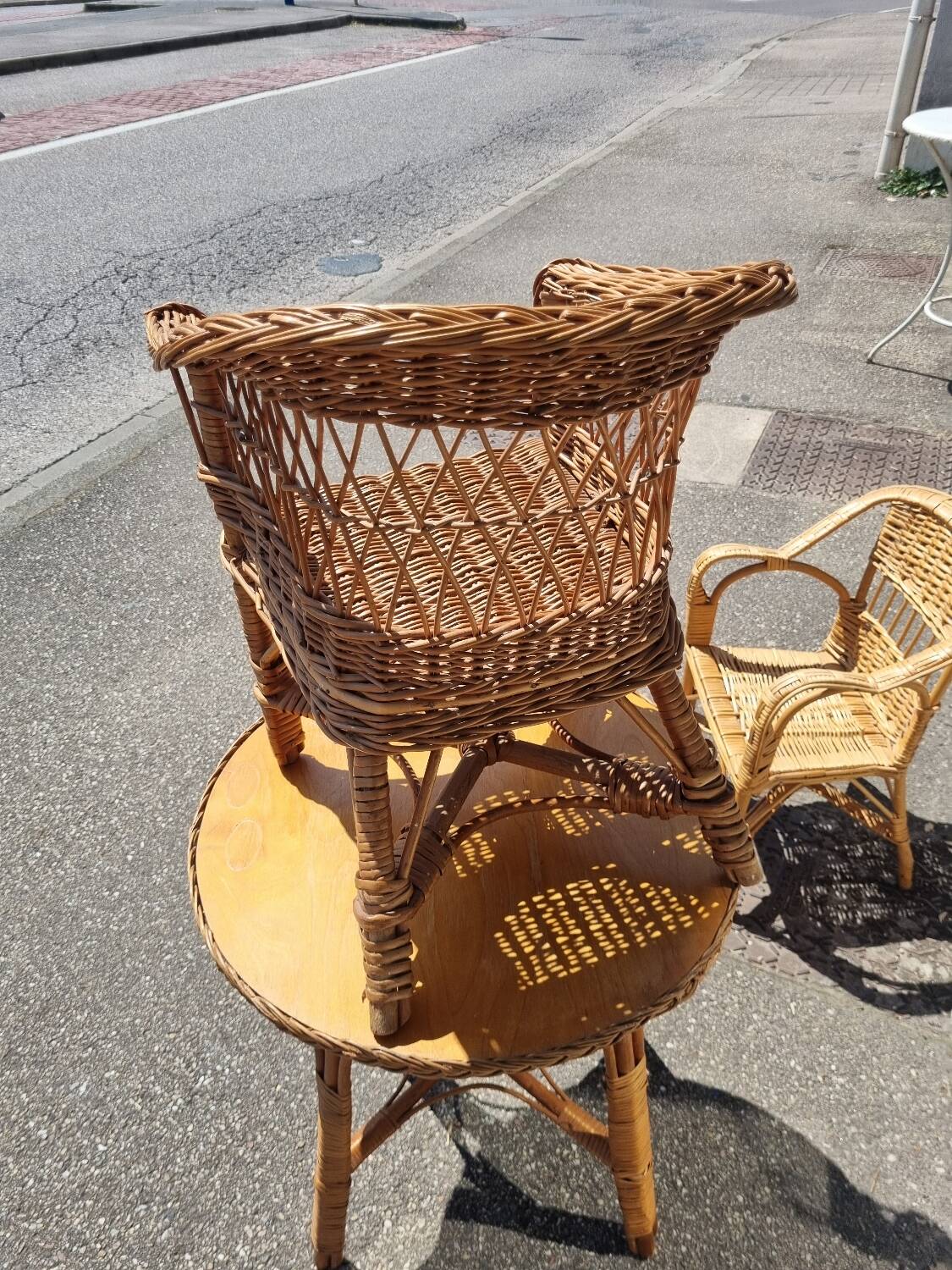 Salon enfant vintage rotin