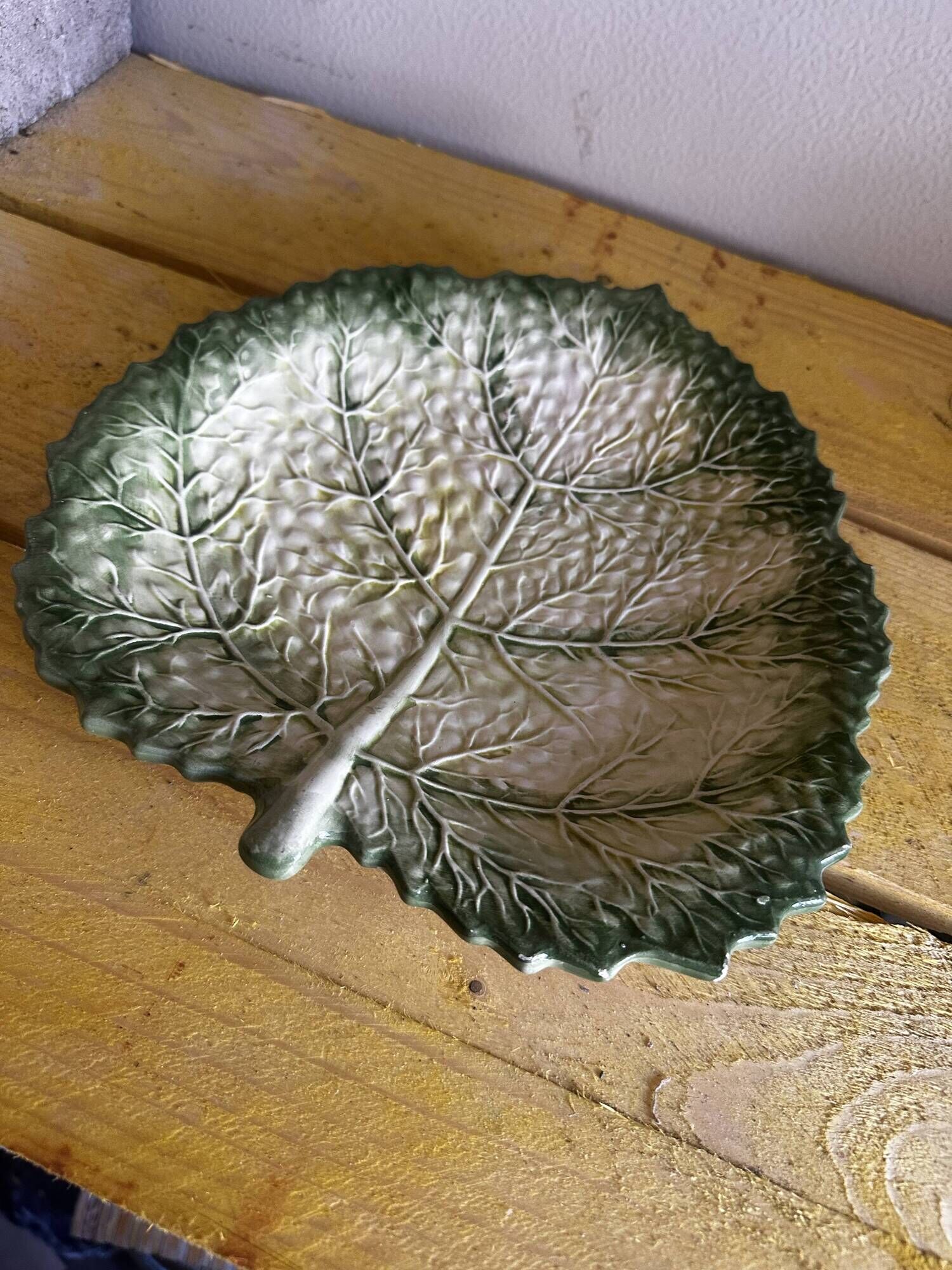 Empty Pocket / Basket / Ceramic Dish Barbotine Cabbage Leaf signed GV