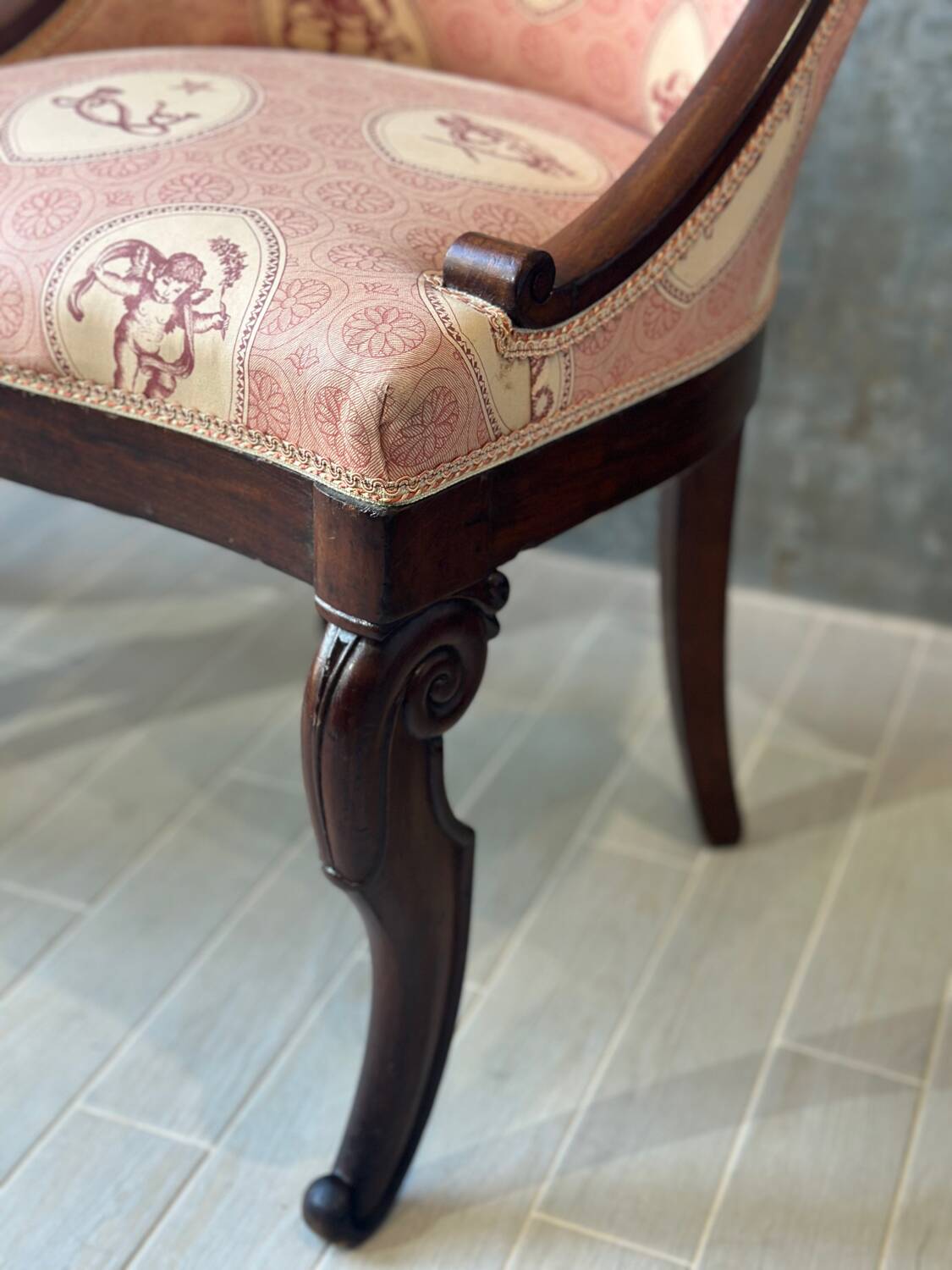 Pair of carved solid mahogany gondolas from the 19th century